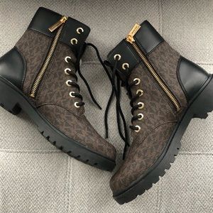 Michael Kors Boots.
